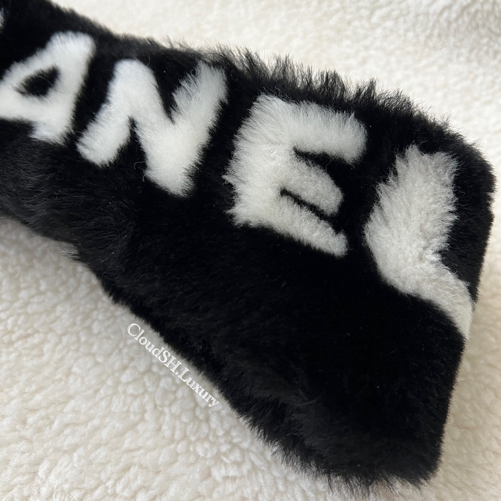 Auth Chanel Black Logo Shearling Headband -Excellent Condition - Picture 4 of 11